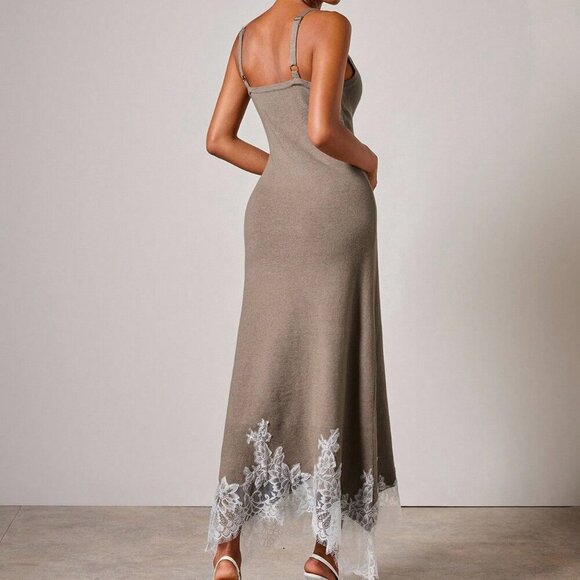 Elegant Women's Sleeveless Lace Trim Dress with Cardigan Set - Picture 5 of 14